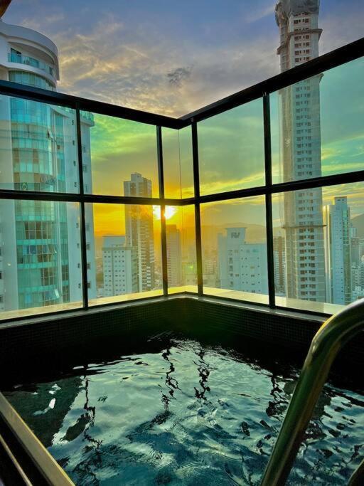 Cobertura Duplex Com Piscina, Vista Mar E Hidro Apartamento *